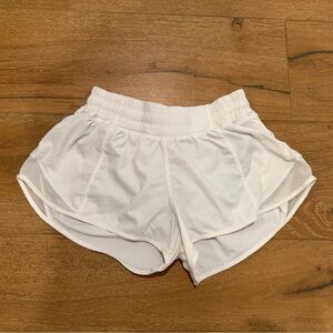 lululemon athletica White Women's Run Shorts - size 4